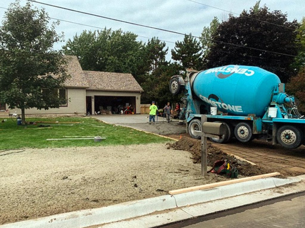 Croix Valley Construction - Before Driveway